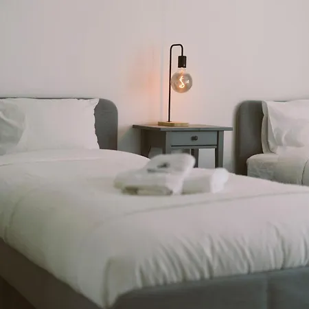 Best 57 - Central Ferrel I *